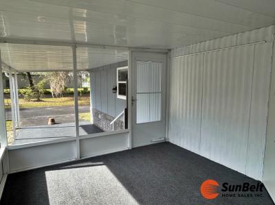 Photo 4 of 33 of home located at 2828 NE 49th Avenue Lot 76 Ocala, FL 34470