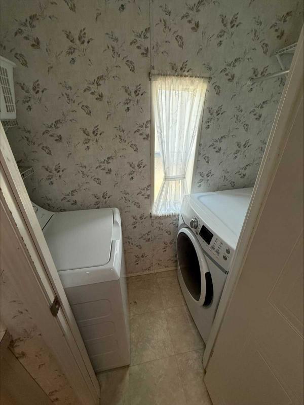 2005 Meri Manufactured Home
