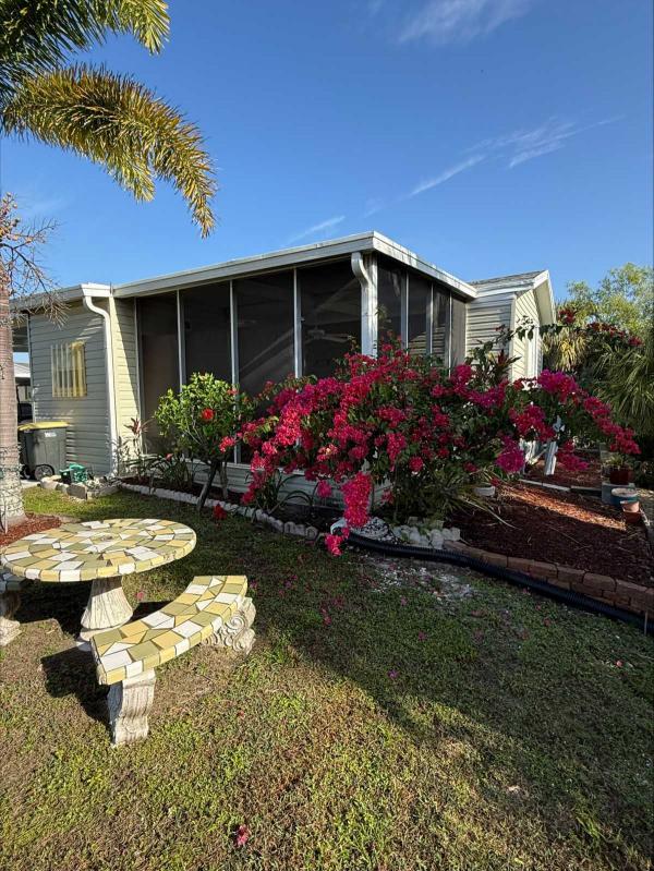 2005 Meri Manufactured Home