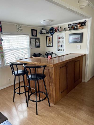 Photo 4 of 14 of home located at 22027 Lafons Ln. #219 Romulus, MI 48174