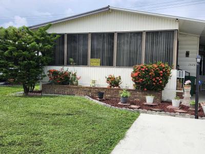Mobile Home at 1525 Gulf Coast Drive Naples, FL 34110