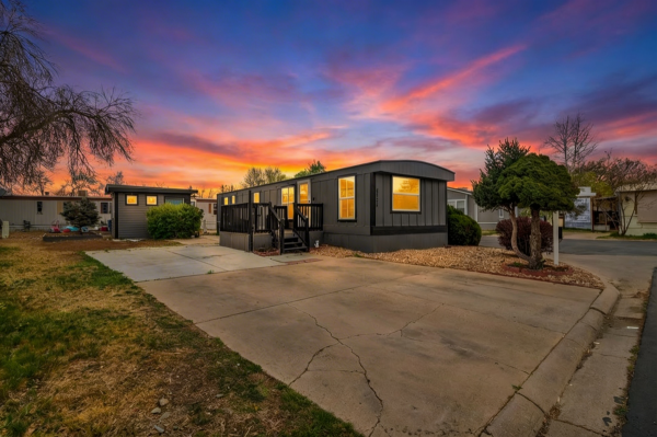 Photo 1 of 1 of home located at 2885 E Midway Blvd #1121 Denver, CO 80234