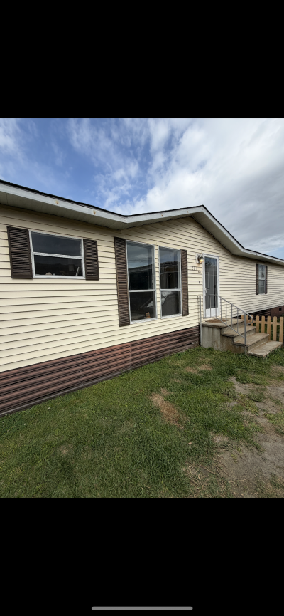 Mobile Home at 221 Domingos Dr Moncks Corner, SC 29461