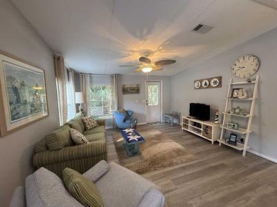 Photo 2 of 27 of home located at 1830 Persimmon Circle, Lot 59 Edgewater, FL 32132