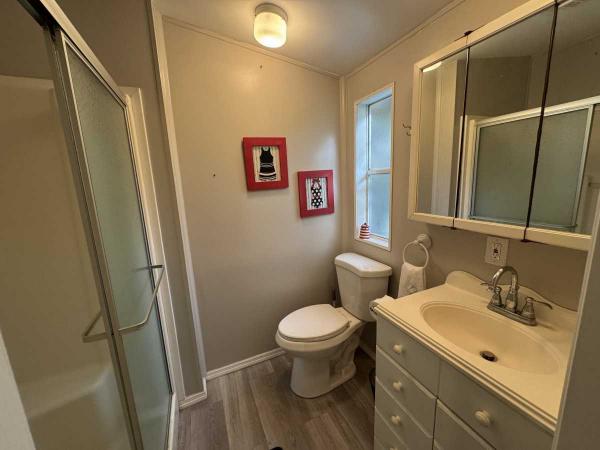 1992 Manufactured Home