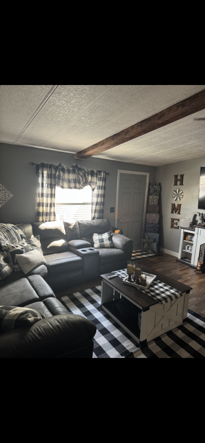 Mobile Home at 1251 Four Seasons Blvd Tampa, FL 33613