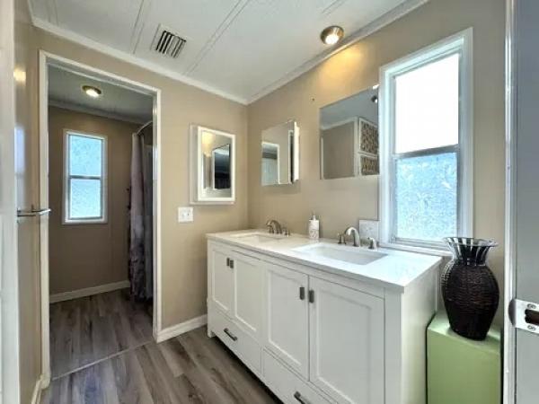 1980 Glen Mobile Home