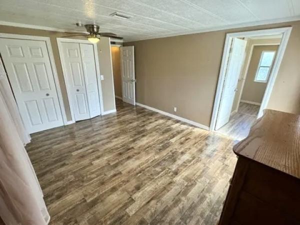 1980 Glen Mobile Home