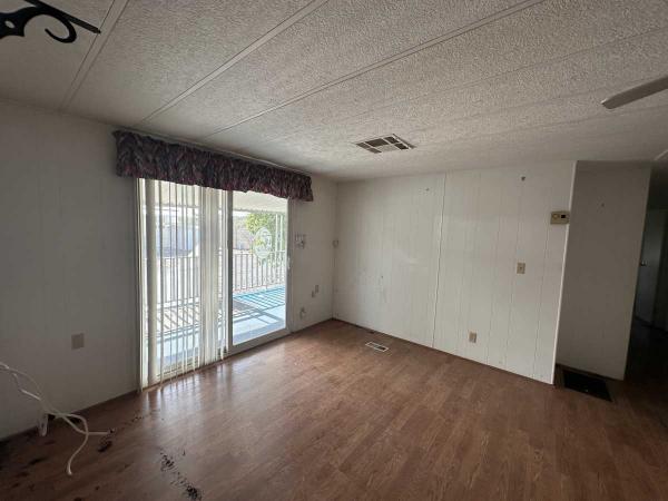 1980 Skyline Mobile Home