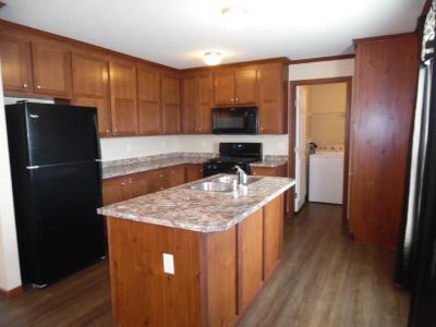 Photo 2 of 6 of home located at 29433 Wedgewood Flat Rock, MI 48134