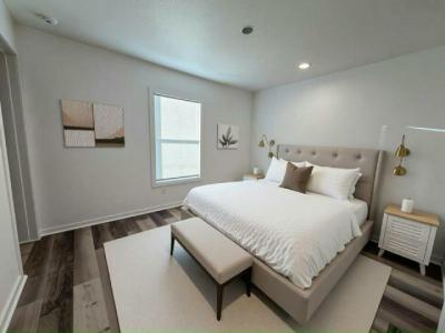 Photo 5 of 10 of home located at 201 Oak Lane Tampa, FL 33610