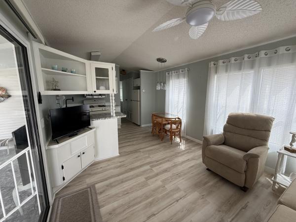 1987 Mobile Home