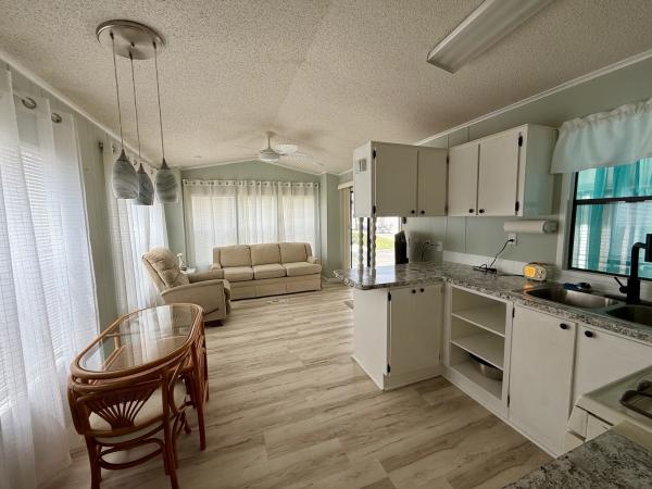 1987 Mobile Home