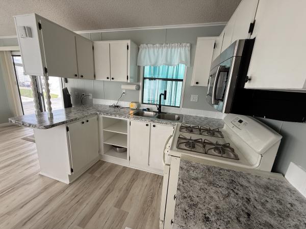 1987 Mobile Home