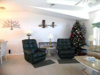 2004 Homes of Merit T174204 Mobile Home