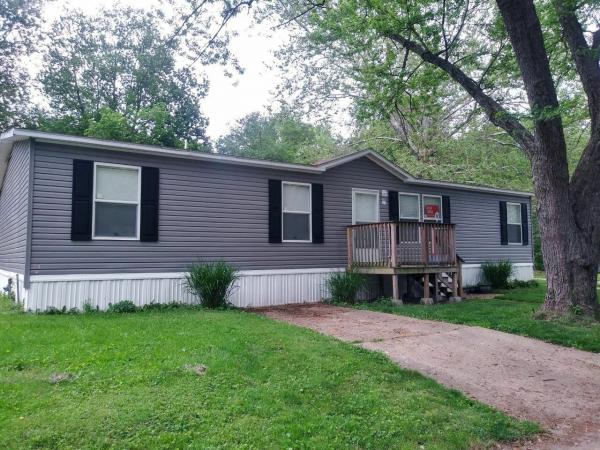 Photo 1 of 2 of home located at 1930 Kings Court Lot 1930Kc Peoria, IL 61604