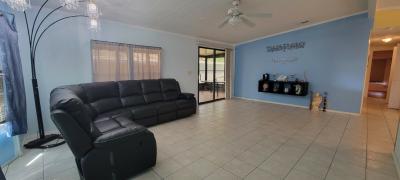 Photo 2 of 15 of home located at 5363 Tuna Lane Orlando, FL 32822