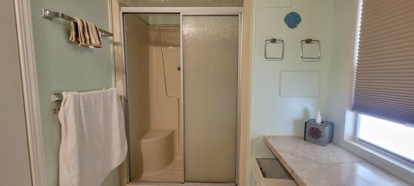 1984 TWIN Mobile Home