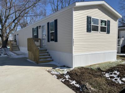 Mobile Home at 2421 Aberdeen Dr. Findlay, OH 45840