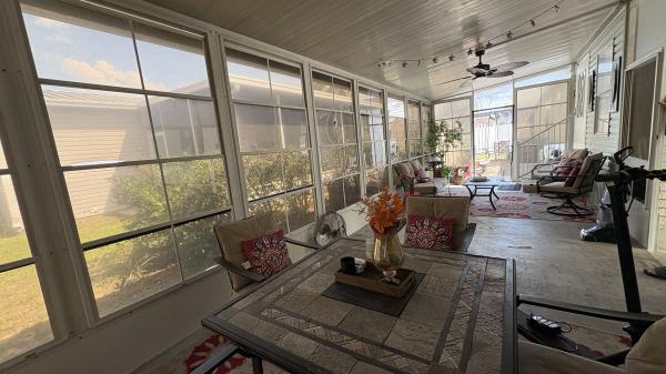 2004 Homes of Merit 8D610581NB Mobile Home