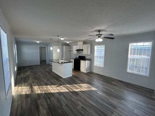 2021 DDIA2 Mobile Home For Sale