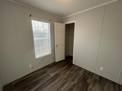 Photo 5 of 8 of home located at 12 Yorktowne Drive Sharonville, OH 45241