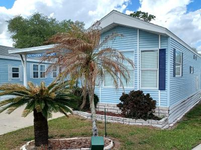 Photo 3 of 13 of home located at 37811 Chancey Rd. Zephyrhills, FL 33541