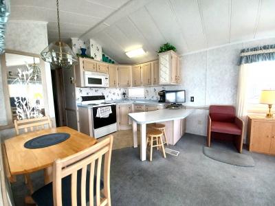 Photo 5 of 13 of home located at 37811 Chancey Rd. Zephyrhills, FL 33541