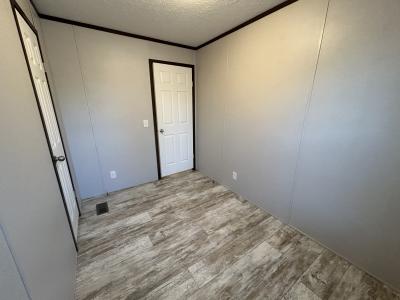 Photo 3 of 8 of home located at 390 Cambridge Drive Sharonville, OH 45241