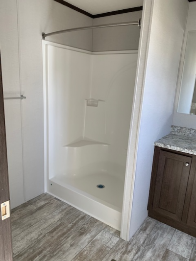 Photo 2 of 9 of home located at 490 Lexington Drive Sharonville, OH 45241