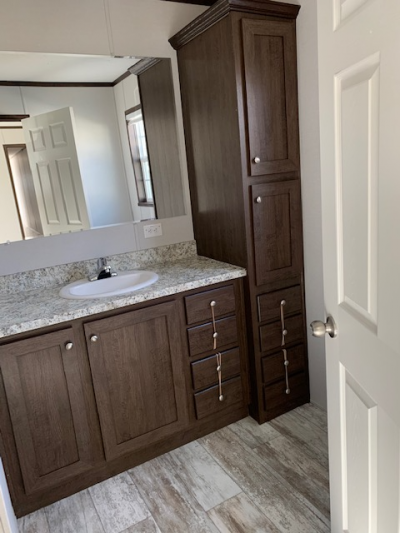 Photo 3 of 9 of home located at 490 Lexington Drive Sharonville, OH 45241