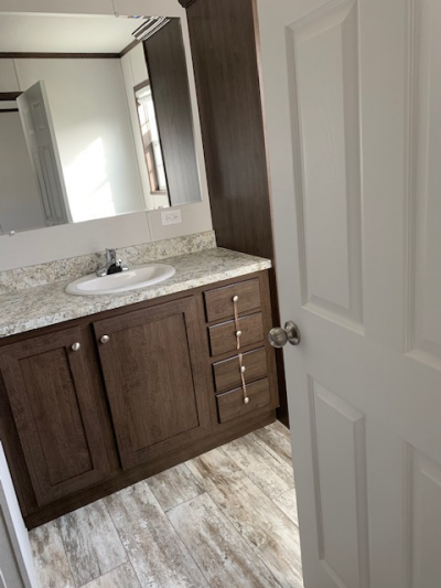 Photo 3 of 8 of home located at 201 Mt Vernon Drive Sharonville, OH 45241