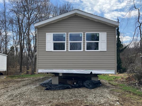 Photo 1 of 1 of home located at 1088 South Park Drive Brookfield, OH 44403