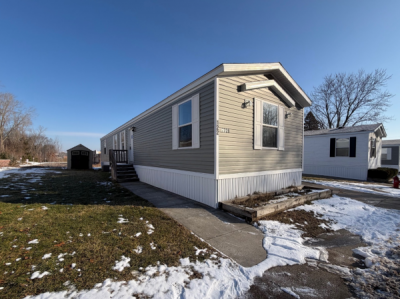 Mobile Home at 2728 Court St Brighton, MI 48114