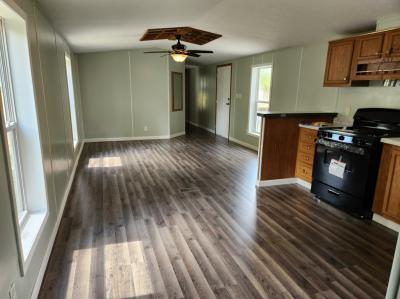 Photo 3 of 7 of home located at 2405 Aberdeen Dr. Findlay, OH 45840