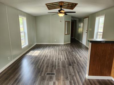 Photo 4 of 7 of home located at 2405 Aberdeen Dr. Findlay, OH 45840