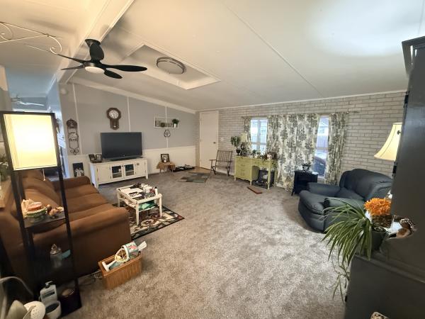 1986 Mobile Home
