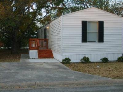 Mobile Home at 9605 W Us Highway 90 Lot #144 San Antonio, TX 78245
