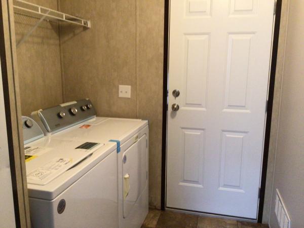 2014 Clayton 95PLS16663A Mobile Home