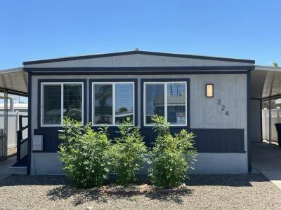 Photo 3 of 20 of home located at 2401 W Southern Ave Lot 224 Tempe, AZ 85282