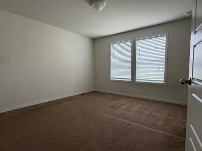 Photo 4 of 7 of home located at 25208 Middlesex Woodhaven, MI 48183