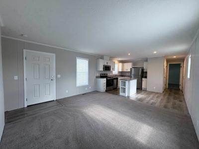 Mobile Home at 10610 East St Rt 762 #128 #128B Lockbourne, OH 43137