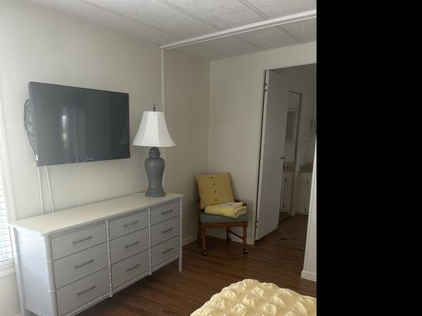 1979 Homes of Merit Dutch Manor Mobile Home