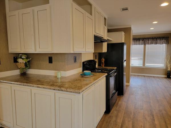 2023 American Homestar Corp Oak Creek Mobile Home