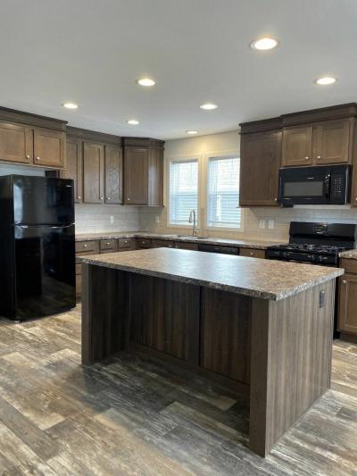 Mobile Home at 10708 Jean Pierre Crt Lot 34 Fair Haven, MI 48023