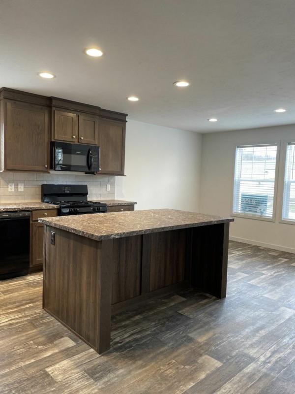 2022 Clayton Homes Inc Residence Mobile Home