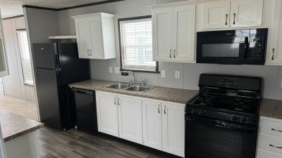 Mobile Home at 292 N. Harewood Lot 282 Grand Rapids, MI 49548