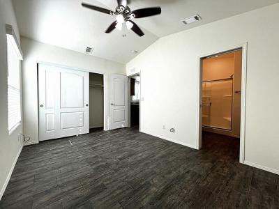 Photo 3 of 20 of home located at 8865 East Baseline Rd Lot 0517 Mesa, AZ 85209