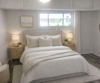 Photo 3 of 12 of home located at 4 Circle Dr Mount Dora, FL 32757