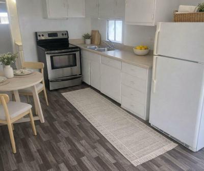 Photo 4 of 12 of home located at 4 Circle Dr Mount Dora, FL 32757